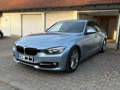 Gebraucht BMW 328 Sport Line 245 PS (180 kW) 2013 Blau Limousine