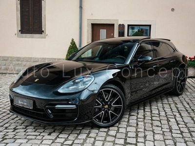 Porsche Panamera 4