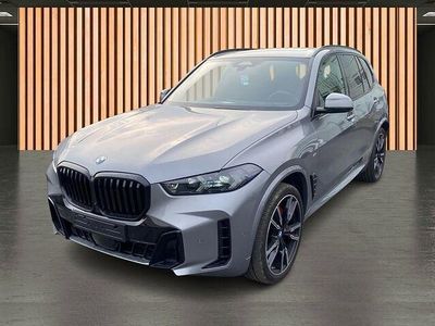 Grau Gebraucht 2024 BMW X5 M Sport SUV | 84.980 € (Etwas zu teuer)