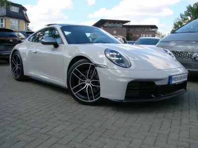 Occasion Porsche 992 394 PK (289 kW) 2025 Kreide Coupé