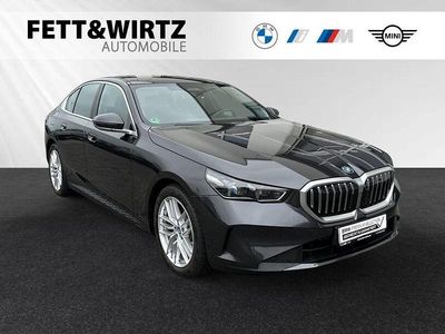 Gebraucht BMW 530e Comfort Edition 299 PS (219 kW) 2024 Grau Limousine