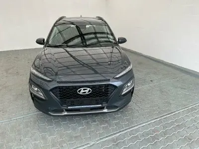 Gebraucht Hyundai Kona Trend 120 PS (88 kW) 2019 Dark knight / mic SUV