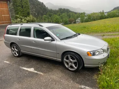 Używany Volvo V70 209 KM (153 kW) 2005 Srebrny Kombi