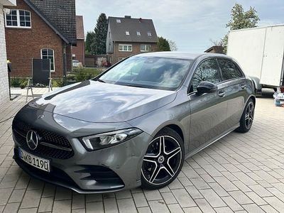 Usata Mercedes A180 AMG 136 CV (100 kW) 2019 Grigio Berlina