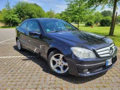 Gebraucht Mercedes CLC180 143 PS (105 kW) 2009 Schwarz Coupé