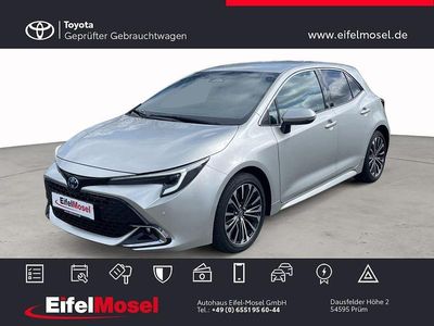 Gebraucht Toyota Corolla Team 196 PS (144 kW) 2023 Precious silver metallic Limousine