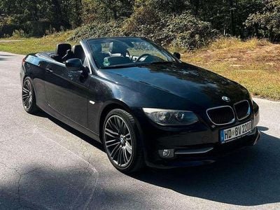 Gebraucht BMW 320 Cabriolet 170 PS (125 kW) 2011 Schwarz Cabrio