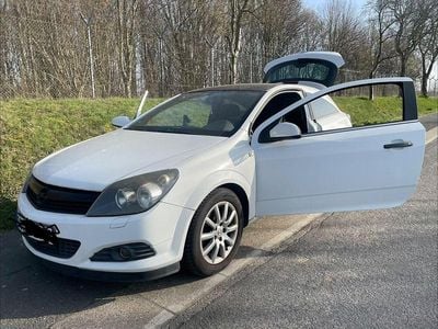 Gebraucht Opel Astra GTC Selection 116 PS (85 kW) 2009 Weiß Coupé