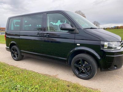 Usata VW Caravelle Comfortline 140 CV (102 kW) 2014 Nero Furgone