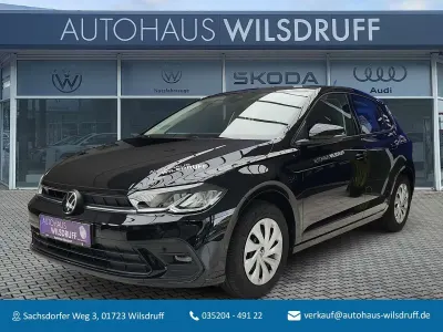 Gebraucht VW Polo Life 116 PS (85 kW) 2024 Schwarz Kleinwagen