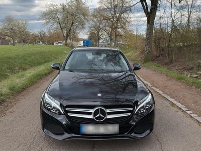 Gebraucht Mercedes C180 156 PS (114 kW) 2015 Schwarz Limousine