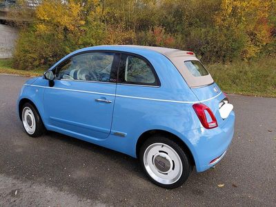 Gebraucht Fiat 500 Dolcevita 69 PS (50 kW) 2019 Blau Cabrio
