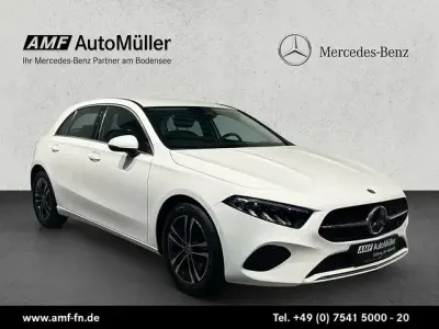 Gebraucht Mercedes A200 Advanced 163 PS (119 kW) 2023 Unilack polarweiß Limousine