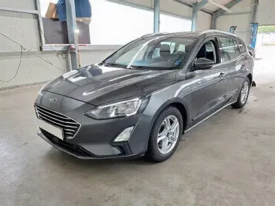Gebraucht Ford Focus Cool & Connect 120 PS (88 kW) 2020 Grau Limousine