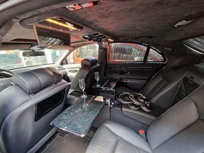 Schwarz Gebraucht 2007 Maybach 57 Limousine | 69.900 €