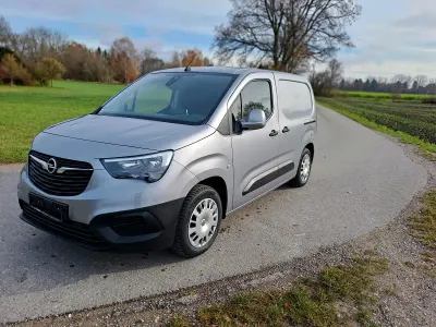 Gebraucht Opel Combo 105 PS (77 kW) 2020 Grau Van / Kleinbus