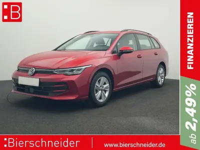 Gebraucht VW Golf VIII Life 116 PS (85 kW) 2025 Rot Kombi