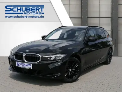 Gebraucht BMW 320 184 PS (135 kW) 2023 Schwarz Kombi
