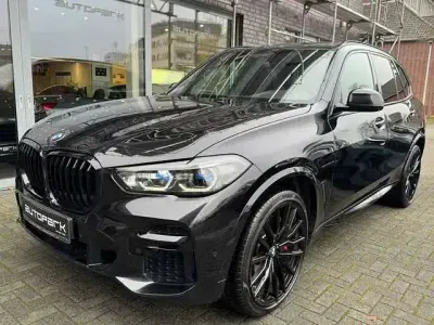 Brugt BMW X5 M Shadowline 530 HK (389 kW) 2022 Sort SUV