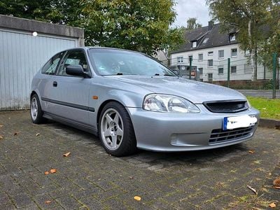 Gebraucht Honda Civic 90 PS (66 kW) 2001 Silber Kleinwagen