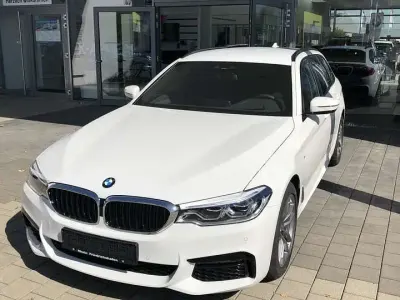 Gebraucht BMW 520 M Sport 184 PS (135 kW) 2018 Weiß Kombi