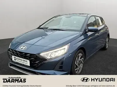 Gebraucht Hyundai i20 Trend 101 PS (74 kW) 2025 Blau Limousine