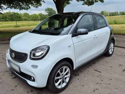 Gebraucht Smart ForFour Passion 90 PS (66 kW) 2018 Weiß Kleinwagen
