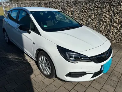 Gebraucht Opel Astra 110 PS (80 kW) 2021 Weiß Limousine