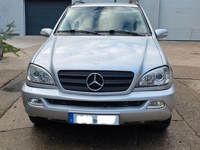 Mercedes ML270