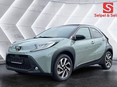 Grün Neu 2025 Toyota Aygo X Team SUV | 18.826 € (Fairer Preis)