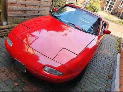 Gebraucht Mazda MX5 115 PS (84 kW) 1992 Rot Cabrio