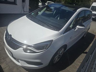 Usata Opel Zafira Business Innovation 170 CV (125 kW) 2017 Bianco Monovolume