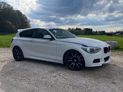 Begagnad BMW 120 M Sport 184 HK (135 kW) 2012 Vit Halvkombi