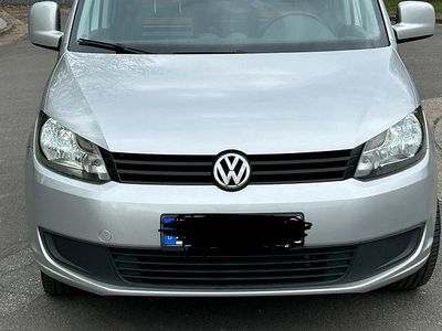 Usata VW Caddy 105 CV (77 kW) 2013 Argento Monovolume