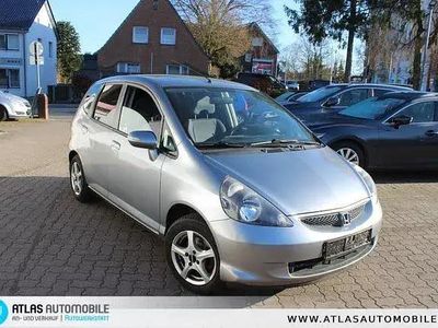 Usata Honda Jazz LS 83 CV (61 kW) 2007 Argento Utilitaria