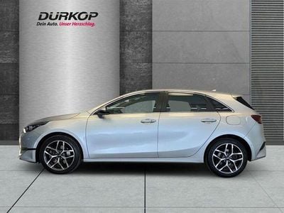 Gebraucht Kia Ceed Spirit 160 PS (117 kW) 2022 Silber Kleinwagen