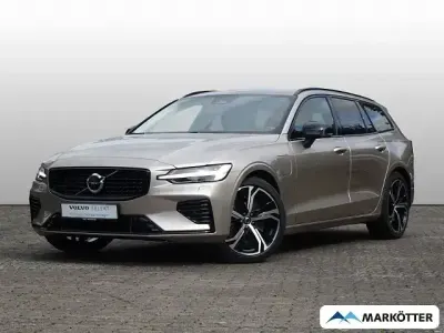 Gebraucht Volvo V60 Plus 398 PS (292 kW) 2024 Grau Kombi
