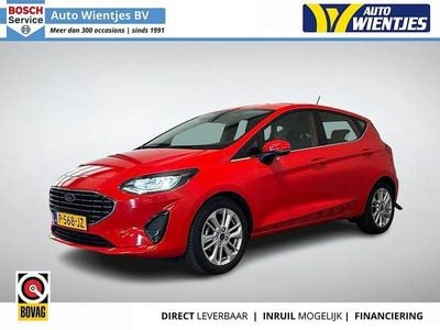 Second-hand Ford Fiesta Titanium 101 CP (74 kW) 2022 Roșu Hatchback