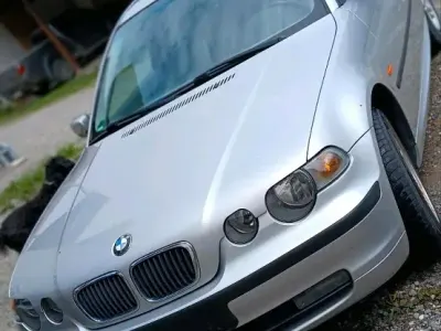 Gebraucht BMW 318 115 PS (84 kW) 2004 Silber Kleinwagen
