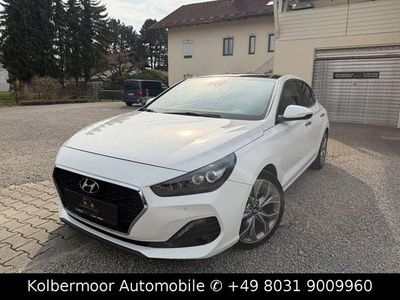 Gebraucht Hyundai i30 Premium 136 PS (100 kW) 2020 Weiß Limousine