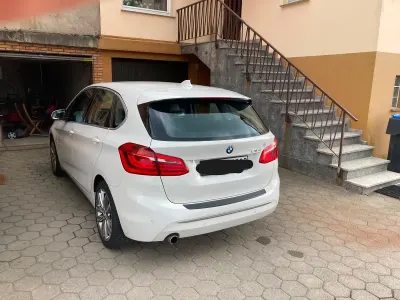 Gebraucht BMW 218 Active Tourer 150 PS (110 kW) 2016 Weiß Van / Kleinbus