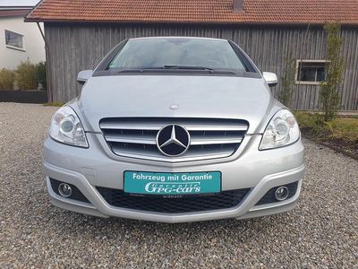 Gebraucht Mercedes B200 136 PS (100 kW) 2009 Silber Van / Kleinbus