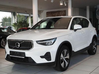 Gebraucht Volvo XC40 Core 211 PS (155 kW) 2022 Weiß SUV