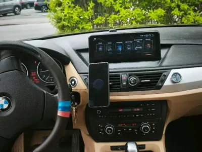 Gebraucht BMW X1 177 PS (130 kW) 2010 Gold SUV