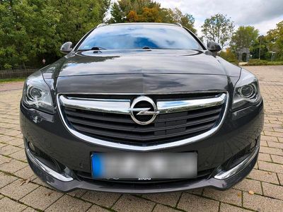Gebraucht Opel Insignia 196 PS (144 kW) 2015 Grau Kombi