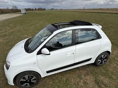 Second-hand Renault Twingo LIMITED 69 CP (50 kW) 2017 Hatchback