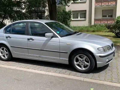 Gebraucht BMW 316 116 PS (85 kW) 2002 Silber Limousine