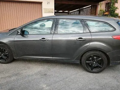 Gebraucht Ford Focus Titanium 150 PS (110 kW) 2014 Grau Kombi