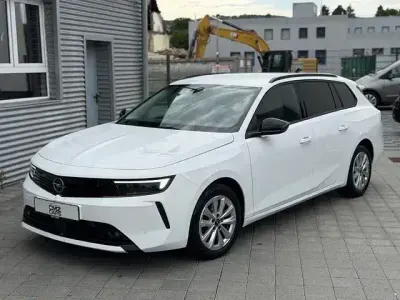 Gebraucht Opel Astra Elegance 131 PS (96 kW) 2024 Weiß Kleinwagen