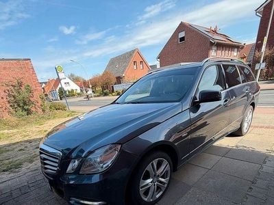Second-hand Mercedes E250 204 CP (150 kW) 2010 Gri Break